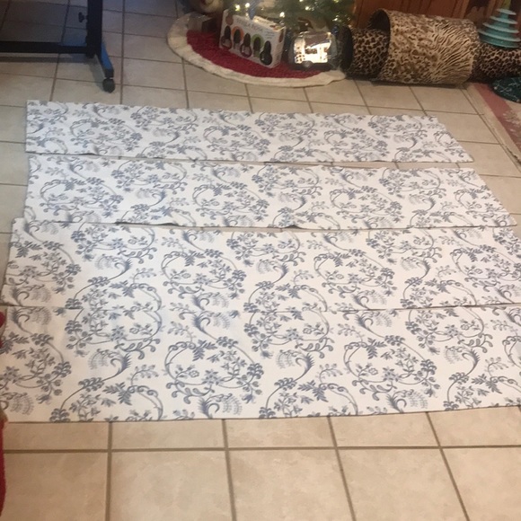 Valance/Curtain Bundle of 4 Blue and White Floral Scroll Valances/Toppers
